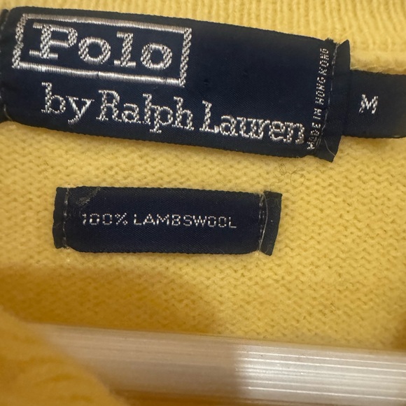 Vintage Ralph Lauren 100% Lambswool Sweater in Soft Yellow - Picture 3 of 5